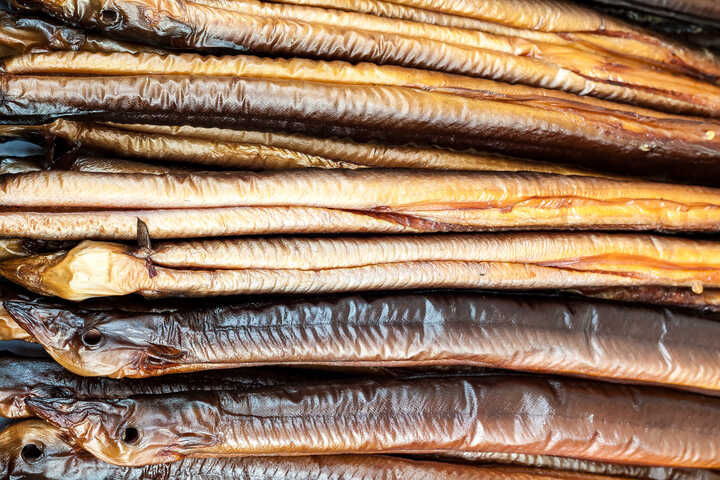 whole smoked eel